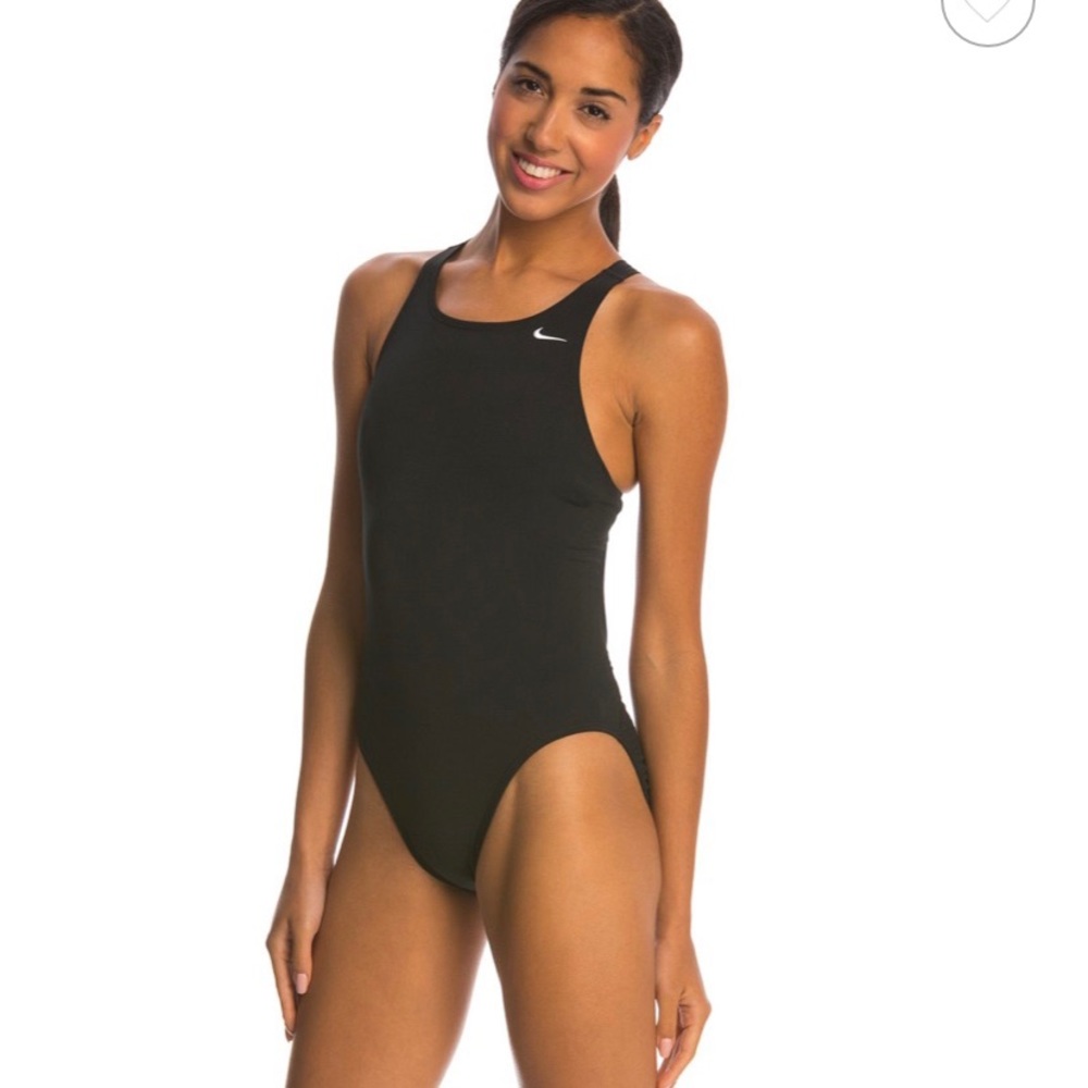Nike one piece swimsuit!! 🏖